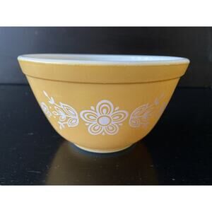 Vintage PYREX ‘Butterfly Gold’ #401/1.5pt Mixing Bowl